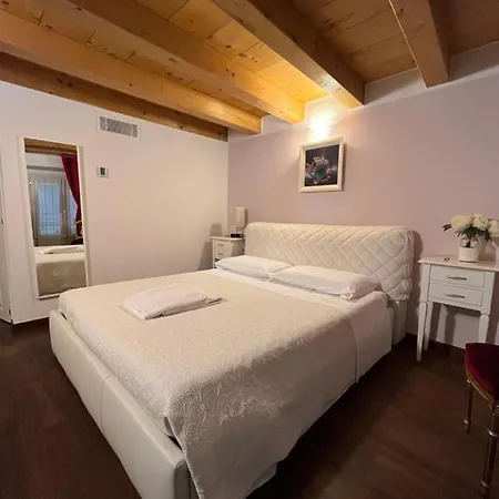 Gasthof Dimora 4 Spade Verona